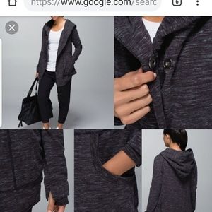 Lululemon Find Your Center Wrap size 2 EUC